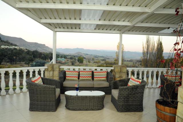 Mont d'Or Hotel Clarens Over view