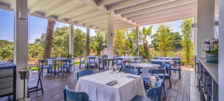 卡拉辛齐亚斯度假村(Cala Sinzias Resort)图片