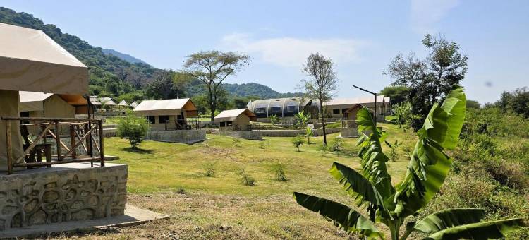 非洲狩猎大裂谷露营地(Africa Safari Rift Valley Camping)图片