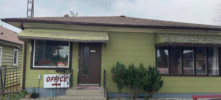 安大略女王布伦海姆和伊利湖汽车旅馆(Queen's Motel Blenheim Near Lake Erie ON)图片