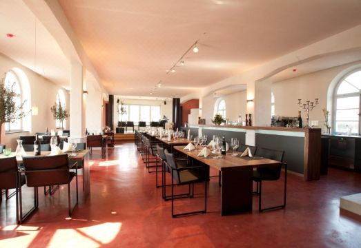 Villa Behr Hotel Overview