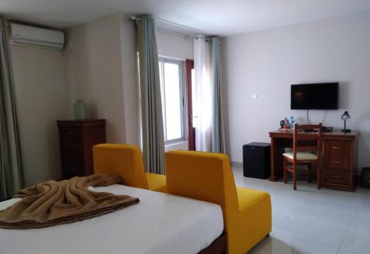 Inhambane Hotel Escola Hotel Overview