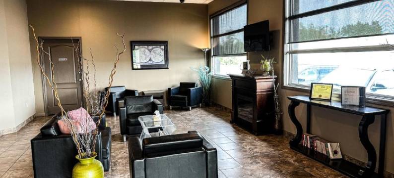 毕佛拉基汽车旅馆(Beaverlodge Motor Inn)图片