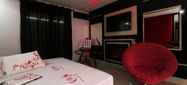 豪华汽车旅馆(Motel Luxury)图片