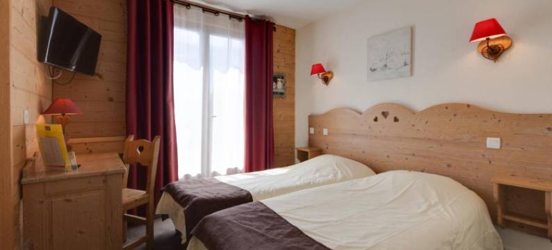 国际之家夏普桥(Logis le Pont de Champ)图片