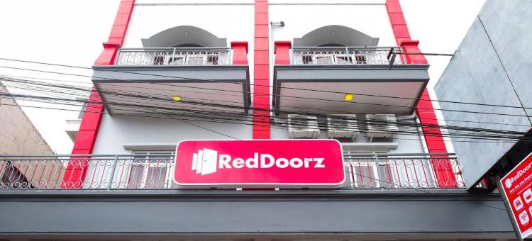 红门酒店 - 马吉朗阿伦阿伦附近2号(RedDoorz Near Alun Alun Magelang 2)图片