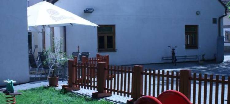 尤拉维卡咖啡吧餐厅旅馆(Penzion a CafeRestaurant U lavky)图片