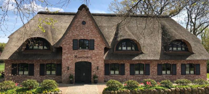 卡斯塔尼亚乡村别墅酒店(Hotel Und Landhaus 'Kastanie')图片