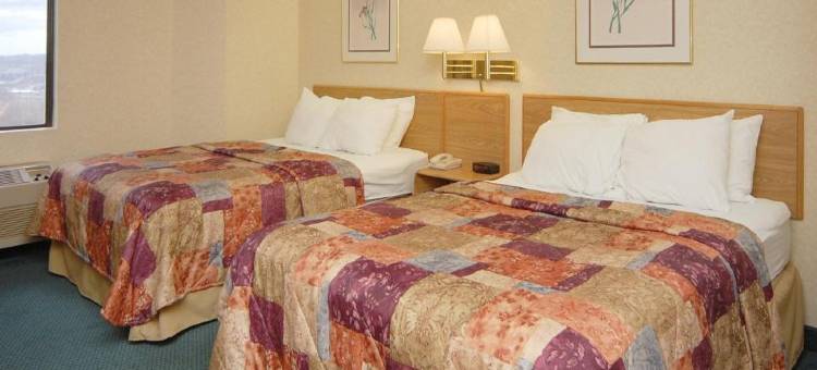 品质酒店布里奇波特-克拉克斯堡(Quality Inn Bridgeport-Clarksburg)图片