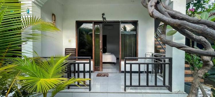 711 吉利特拉旺安米特拉红门酒店(711 Gili Trawangan Mitra RedDoorz)图片