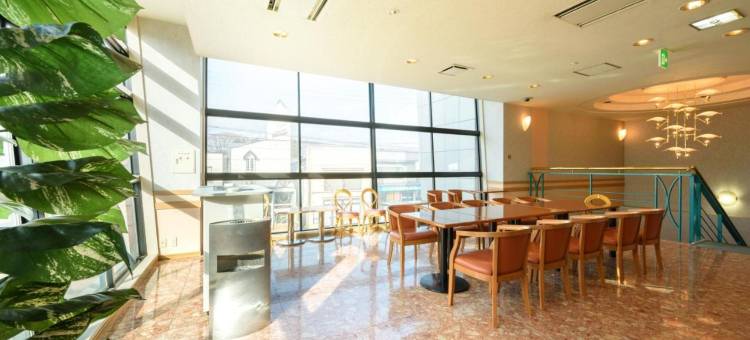 皇家附楼酒店(Annex Royal Hotel)图片