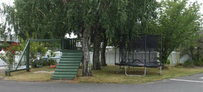 橡子村汽车旅馆(Acorn Estate Motel)图片