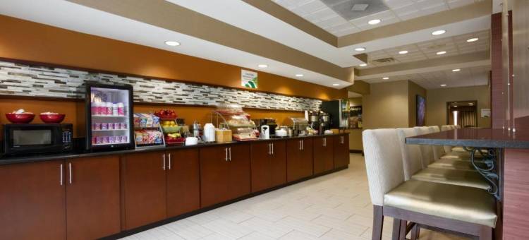 Townhome Inn & Suites by IHG图片