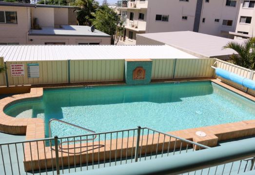 Sunshine Towers Boutique Apartments Hotel Overview