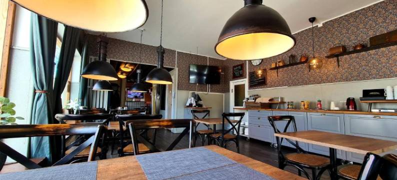 达拉哈尔纳酒店(Dala-Järna Hotell Och Vandrarhem)图片