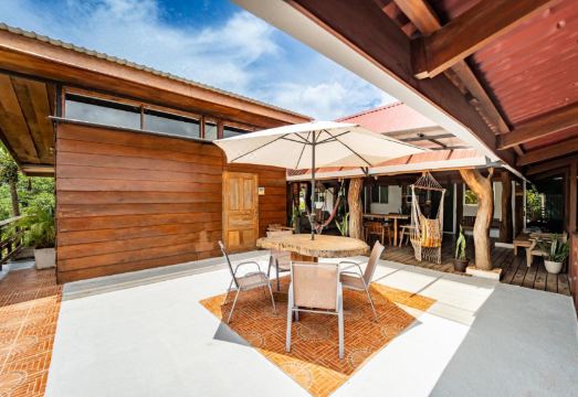 La Flor de Coco Hotel Overview