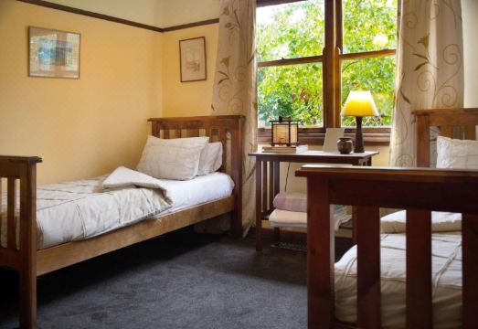 The Raglan Daylesford Hotel Overview