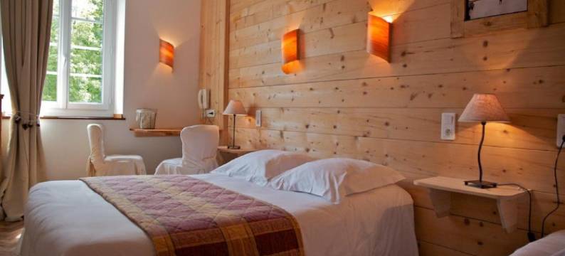 罗吉斯阿侯比叶酒店(Logis les Arobiers)图片