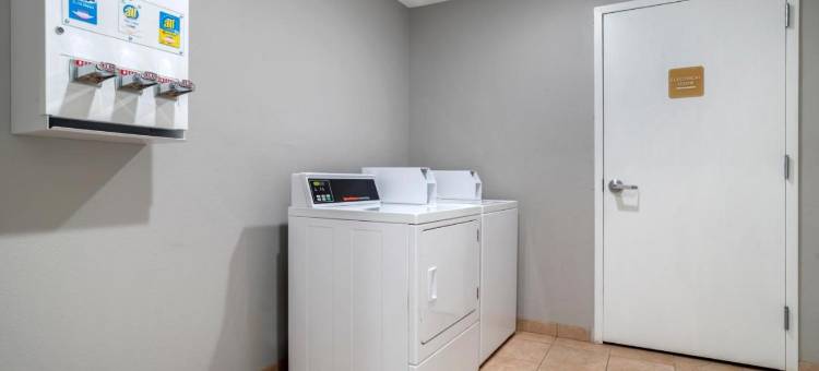 伊克诺旅馆套房酒店(Quality Inn & Suites)图片