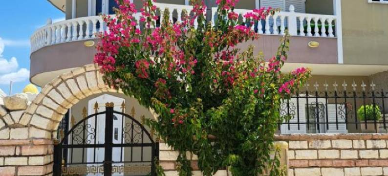 泽科穆卡别墅(Vila Zeqo Muka 1)图片