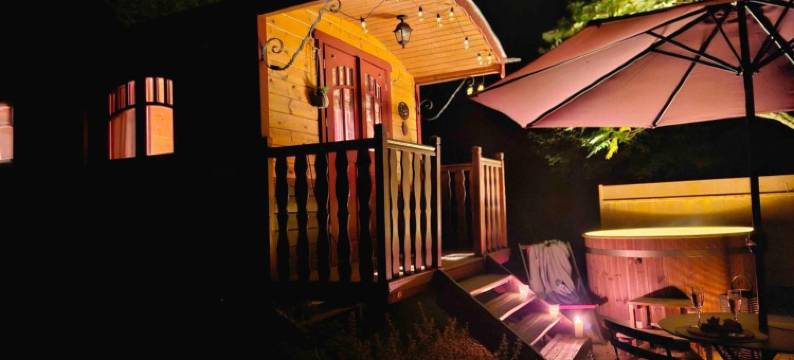 帕迪拉克海湾拖车小屋酒店(Le Roulottes du Petit Gouffre de Padirac Avec Spa)图片