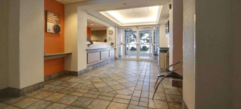 犹他利哈伊- 感恩点 6号汽车旅馆(Motel 6 Lehi, UT – Thanksgiving Point)图片