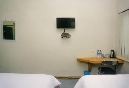 Grand Khalifah GuesthouseHotel Overview