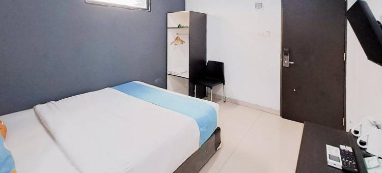 Sans Stay Raja Soeta Hostel Lampung图片
