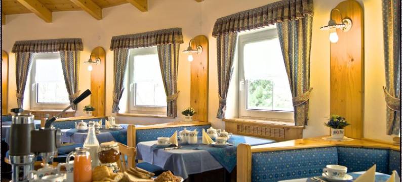 帕昂格拉兹酒店(Hotel Pangrazzi - 3 Stelle Superior)图片