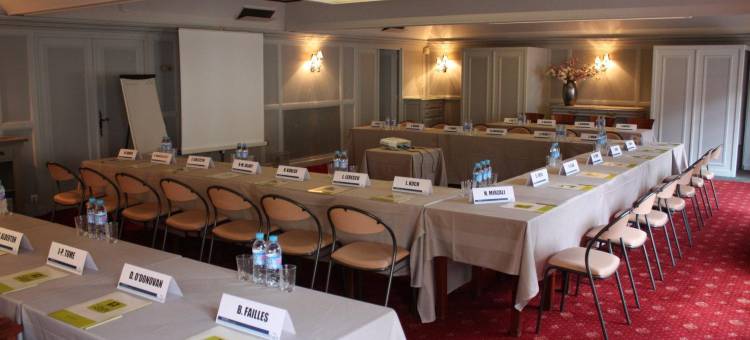 克鲁瓦布兰奇方丹酒店(Logis Hotel la Croix Blanche Fontevraud)图片