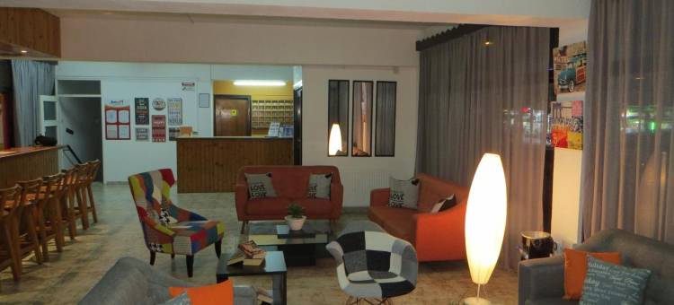 卡丽娜公寓酒店(Carina Hotel Apartments)图片