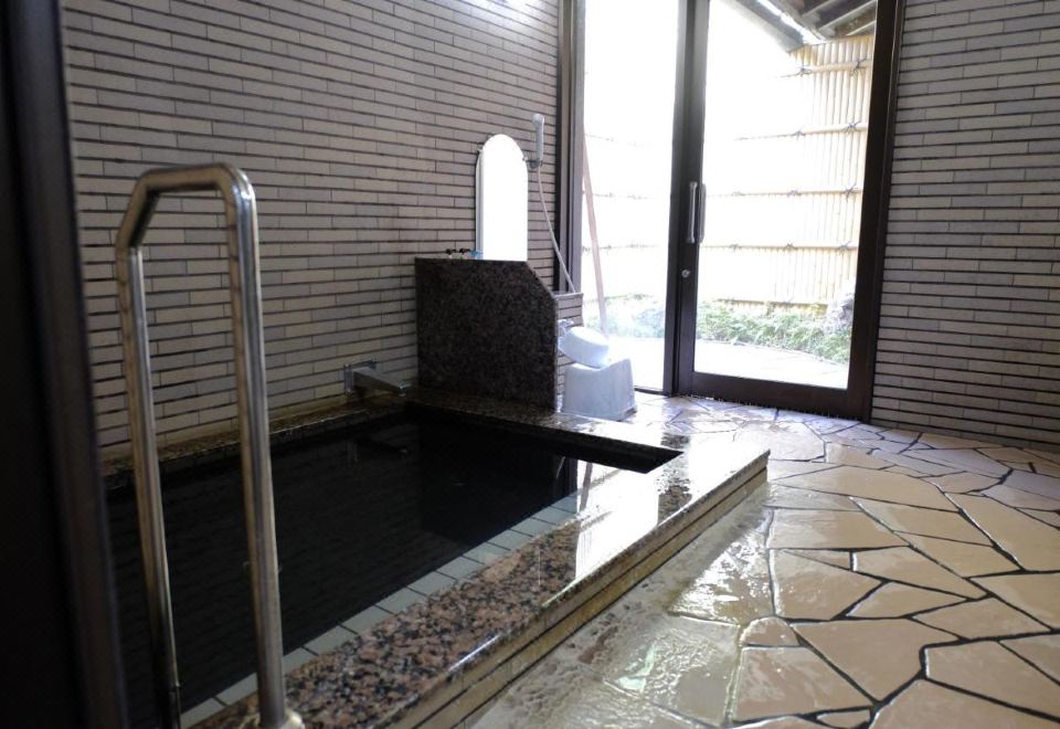 Hiyoshi Forest Resort Yamanoie Hotel Overview