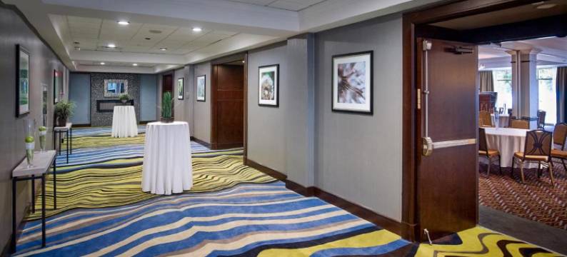 河滨酒店(Waterfront Hotel Downtown Burlington)图片