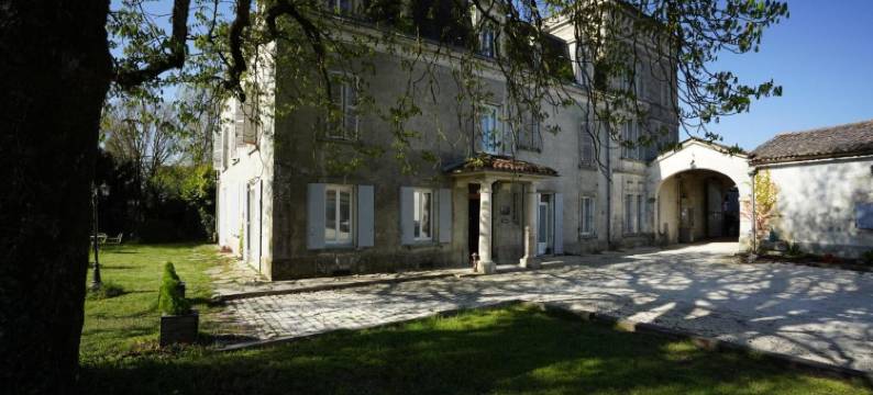 香布朗城堡酒店(Château de Champblanc)图片