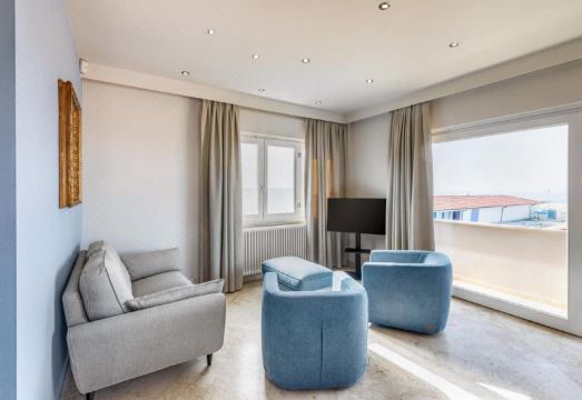 Viareggio Suite - Sea View Apartment Hotel Overview