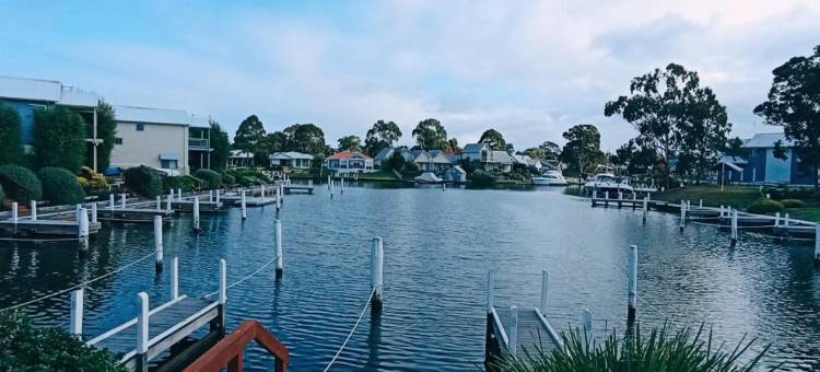 Captains Cove 1st Floor Spa Luxury Apartments - Free Netflix图片