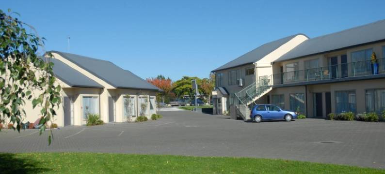 维洛奇汽车旅店(Village Motel)图片