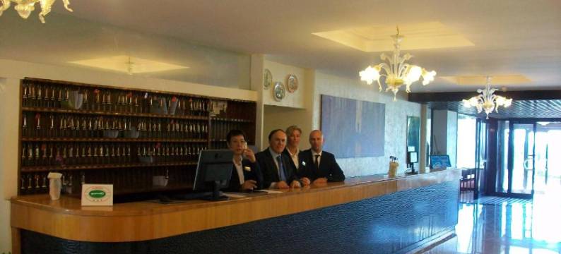 佩萨罗凯拉维尔与迷你卡拉维尔酒店(Hotel Caravelle&MiniCaravelle)图片