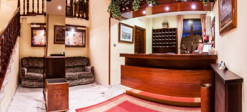 拉斯罗卡斯酒店(Las Rocas)图片