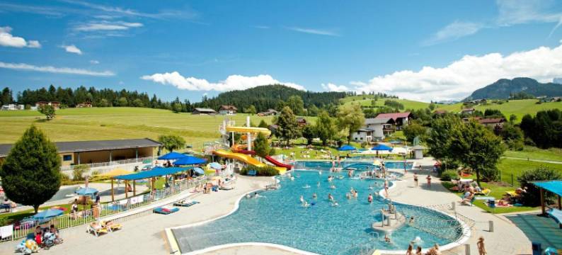 盖斯特豪斯 - 兰德特奥斯特恩酒店(Gasthaus-Landhotel Traunstein)图片