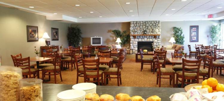 道森克里克波默罗伊酒店(Pomeroy Inn and Suites Dawson Creek)图片