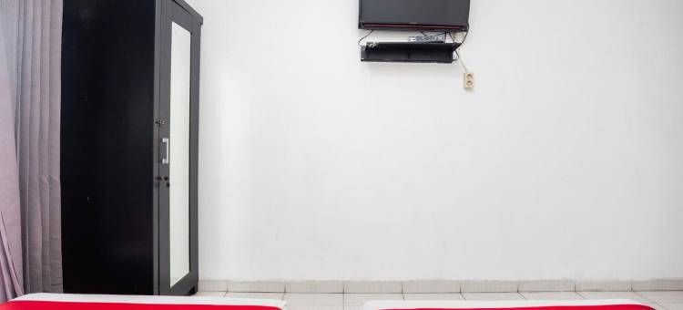 红多兹伊斯兰酒店-近近大银河公园(RedDoorz Syariah Near Grand Galaxy Park)图片