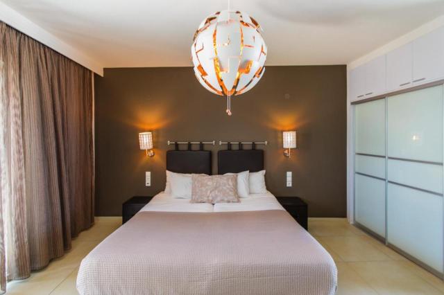 Cosmos Hotel Over view