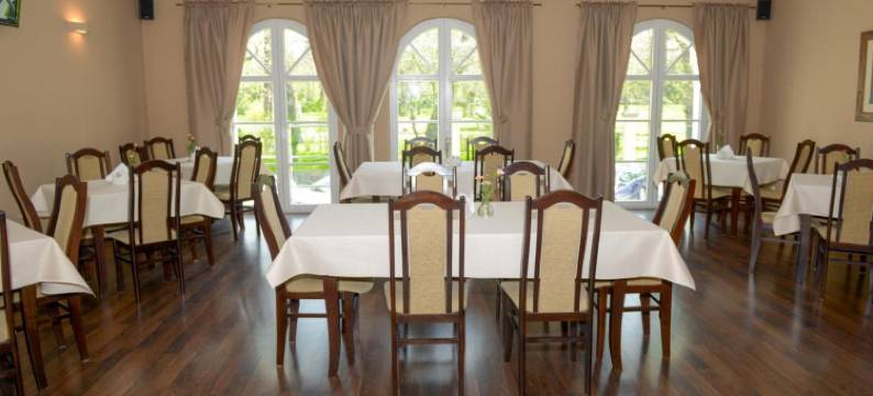 维斯艾维斯兰卡特酒店(Hotel Vis a Vis Łańcut)图片