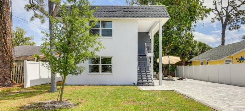 沿海萨拉索塔公寓：离海滩只有几分钟的路程！(Coastal Sarasota Condo Minutes to Beach!)图片