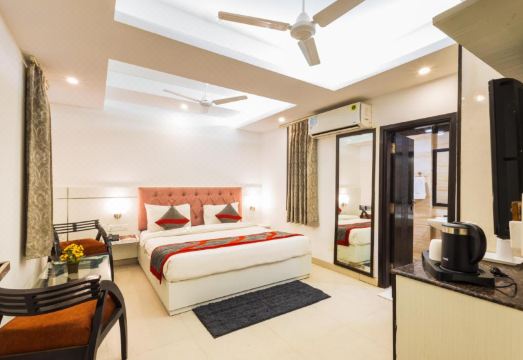 Hotel the Gold Inn - Walking Distance from Gaffar Market Karol Bagh Delhi Hotel Overview