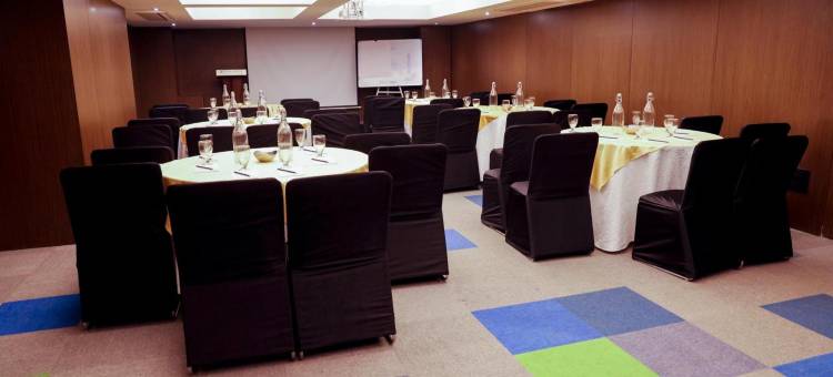 皇家兰花金色套房酒店(Royal Orchid Golden Suites Pune)图片