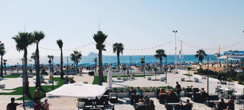 贝尼东绿洲公寓(Apartamentos Oasis Benidorm)图片