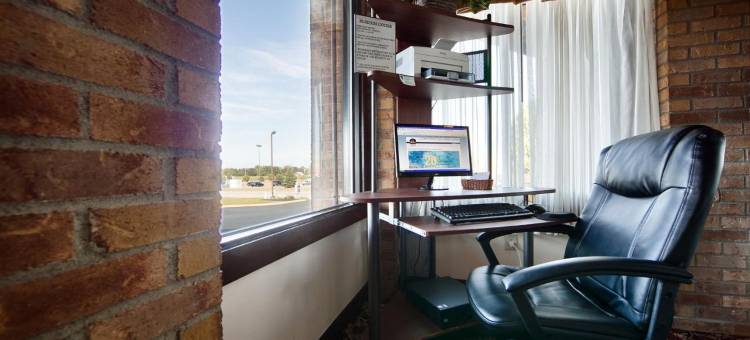 雷克伍德贝斯特韦斯特优质酒店(Best Western Lakewood Inn)图片