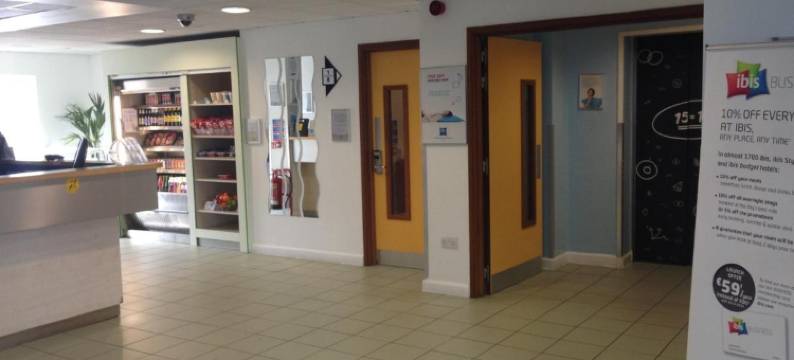 宜必思快捷纽波特酒店(Ibis Budget Newport)图片